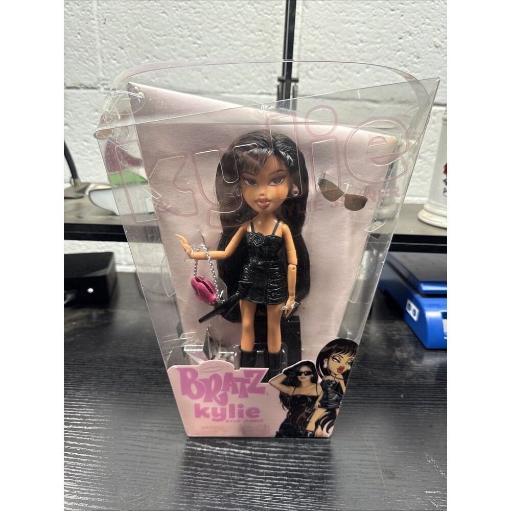 Bratz x Kylie Jenner Day Fashion Doll Black Dress Sealed Box Damage